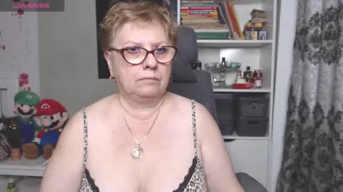 sexylynette4u online show from 27, 11, 2025