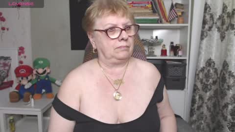 sexylynette4u online show from 5, 5, 2026