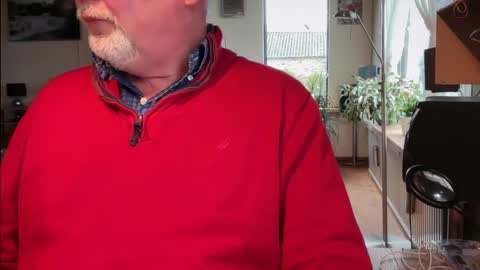 Snapshot of sexyman10091968 chatting on 25, 10, 2025 SexyLuke online show from 25, 10, 2025
