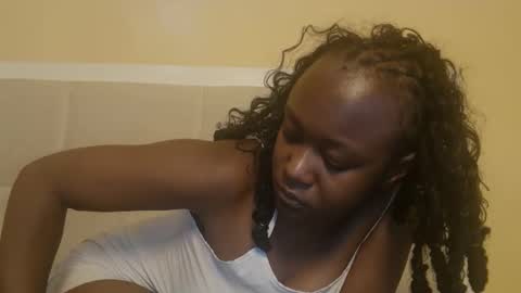 Snapshot of sexymia56 chatting on 16, 9, 2025 Miss mia online show from 16, 9, 2025