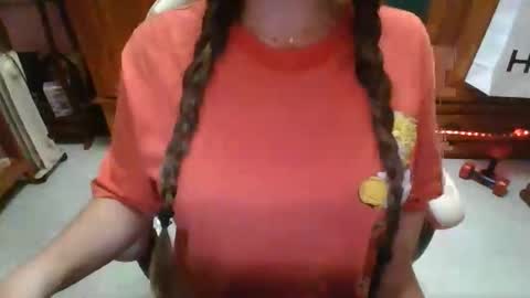Snapshot of sexymisss24 chatting on 26, 5, 2026 sexymisss24 online show from 26, 5, 2026
