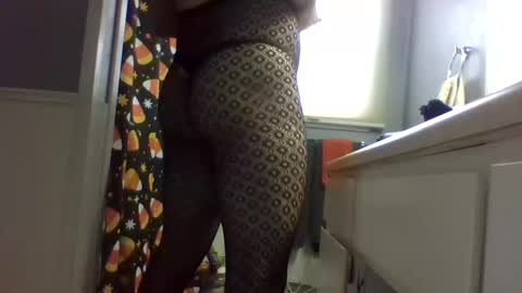 Snapshot of sexypluvin chatting on 26, 10, 2025 sexypluvin online show from 26, 10, 2025