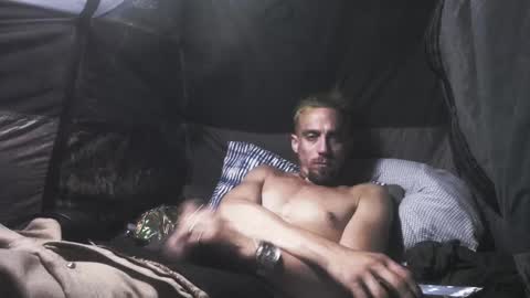 Snapshot of sexypossum chatting on 12, 9, 2025 Possum online show from 12, 9, 2025