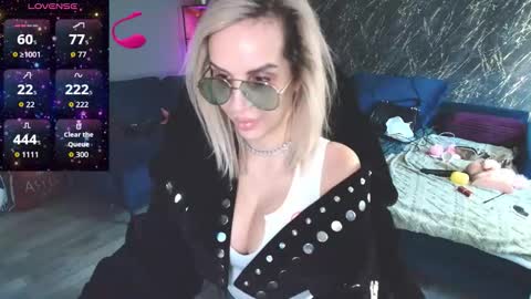 SexyQueenNina online show from 16, 3, 2026