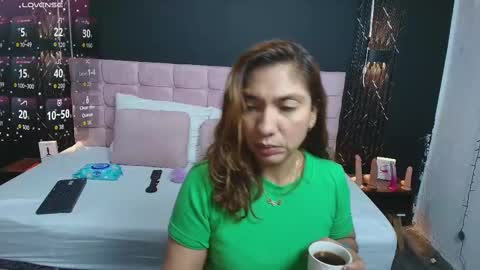Snapshot of sexyrachel_ chatting on 21, 9, 2025 R A C H E L online show from 21, 9, 2025