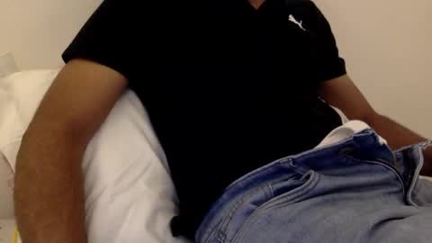 Snapshot of sexyshubham1 chatting on 27, 10, 2025 sexyshubham1 online show from 27, 10, 2025