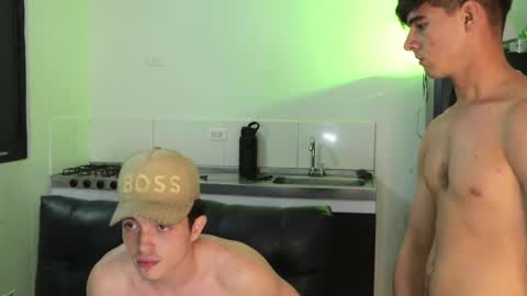 Snapshot of sexyskinnynaksu chatting on 16, 5, 2026 sexyskinnynaksu online show from 16, 5, 2026
