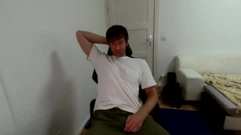 Snapshot of sexyslutboy36 chatting on 15, 6, 2026 urPersonalToyboy420 online show from 15, 6, 2026