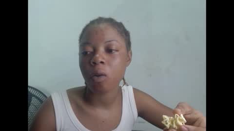 sexyxpeach online show from 17, 12, 2025