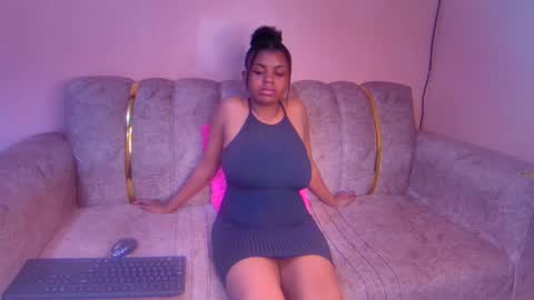 Snapshot of sexyyred_ chatting on 4, 12, 2024 sexyyred_ online show from 4, 12, 2024