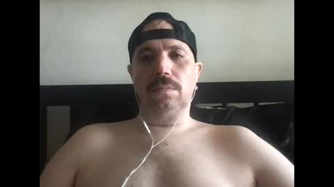Snapshot of sfgiants1982 chatting on 4, 10, 2025 sfgiants1982 online show from 4, 10, 2025