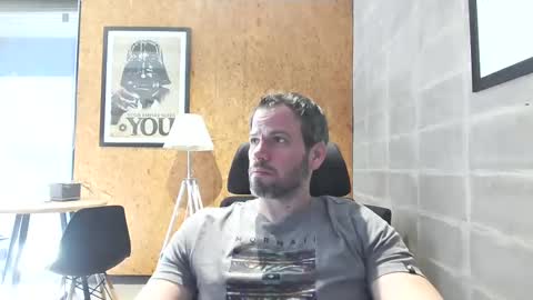 shad0w_hunter online show from 5, 3, 2025