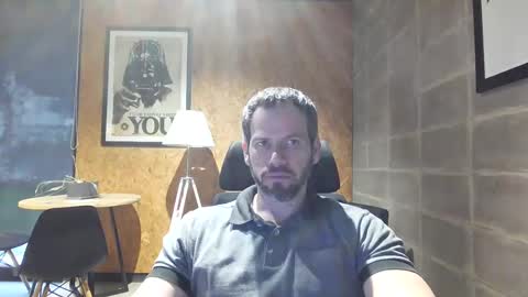 shad0w_hunter online show from 12, 3, 2025