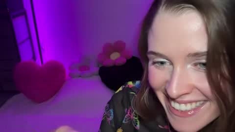 Snapshot of shadebabe chatting on 20, 6, 2026 shadebabe online show from 20, 6, 2026