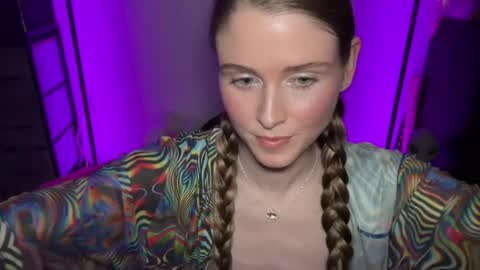 Snapshot of shadebabe chatting on 1, 7, 2026 shadebabe online show from 1, 7, 2026