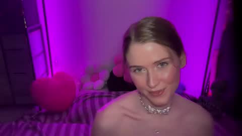 Snapshot of shadebabe chatting on 11, 7, 2026 shadebabe online show from 11, 7, 2026