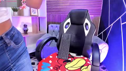 Snapshot of shaden_1 chatting on 21, 2, 2026 Liz online show from 21, 2, 2026