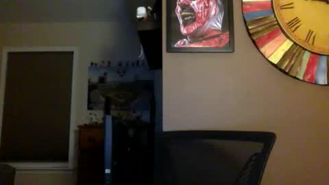 Shady online show from 5, 11, 2025