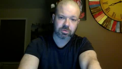 Shady online show from 7, 4, 2026