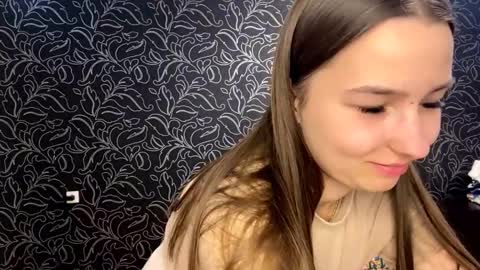 Snapshot of shalonjoosten chatting on 26, 9, 2025 Iris online show from 26, 9, 2025