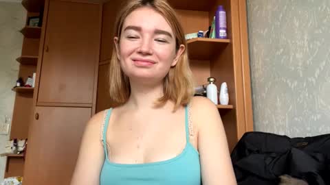 Snapshot of shanaeagon chatting on 3, 11, 2025 Mabel online show from 3, 11, 2025