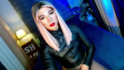 MISS SHANE online show from 12, 11, 2025