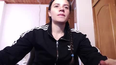 shanel_lozano online show from 5, 2, 2026