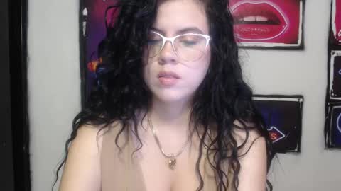 Shanell Moore online show from 17, 12, 2024