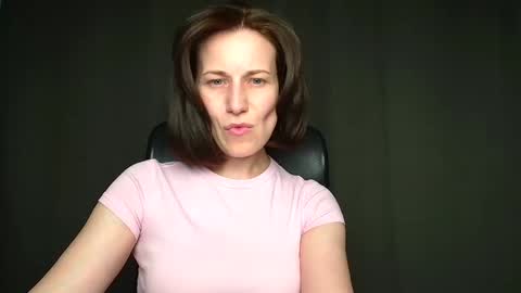 Snapshot of shannen_sweet chatting on 19, 4, 2026 Shannen online show from 19, 4, 2026