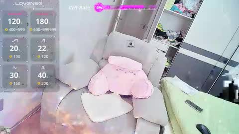 Snapshot of shanshan_cn chatting on 14, 10, 2025 shanshan_cn online show from 14, 10, 2025