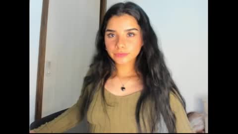 Snapshot of shara_jones chatting on 12, 3, 2025 Sara online show from 12, 3, 2025