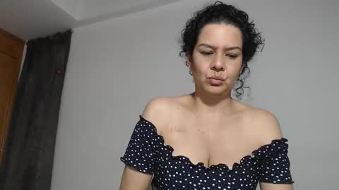 sharickleon11 online show from 7, 11, 2025