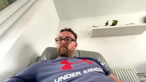 Sharksboy online show from 13, 9, 2025