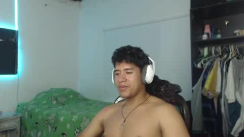 Snapshot of sharky_g chatting on 24, 1, 2025 Frqnko online show from 24, 1, 2025