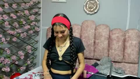 Snapshot of sharlotsh1 chatting on 11, 7, 2026 sharlotsh1 online show from 11, 7, 2026
