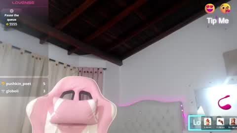 sharlotte_milk24 online show from 4, 6, 2026