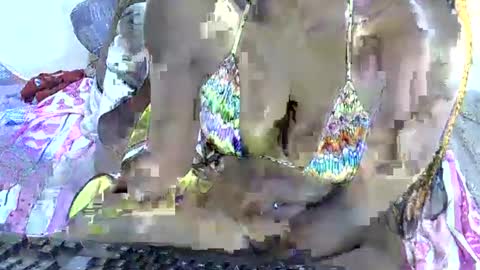 Snapshot of sharlyn123 chatting on 30, 11, 2025 shally online show from 30, 11, 2025