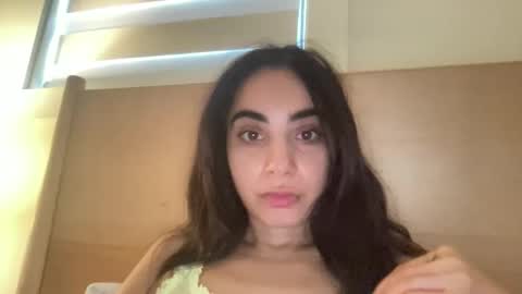 sharnn_b online show from 18, 11, 2025