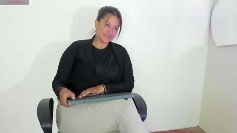 sharoncute16 online show from 8, 4, 2026