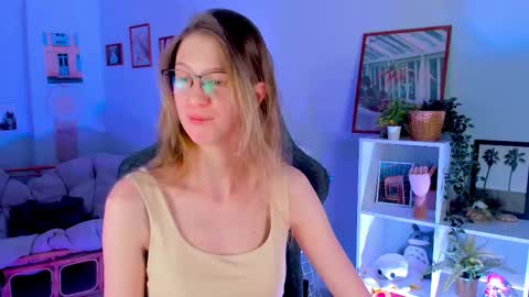 Sharon online show from 6, 3, 2025