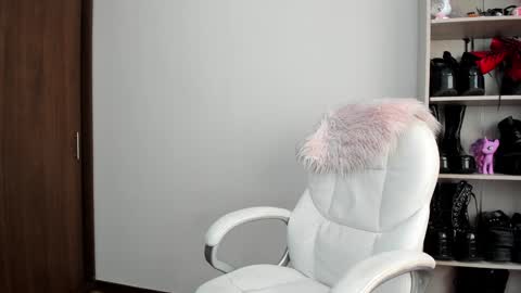 Antonia online show from 29, 1, 2025