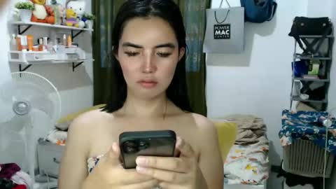 Snapshot of shasha_carreon chatting on 15, 11, 2025 shasha online show from 15, 11, 2025