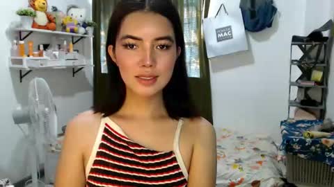 Snapshot of shasha_carreon chatting on 22, 11, 2025 shasha online show from 22, 11, 2025