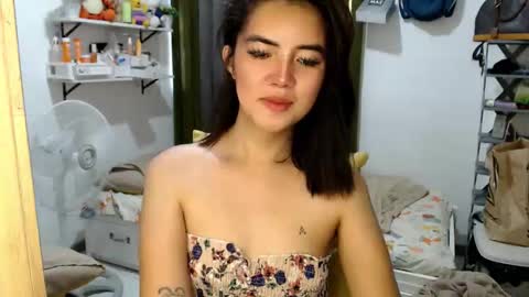 Snapshot of shasha_carreon chatting on 30, 11, 2025 shasha online show from 30, 11, 2025