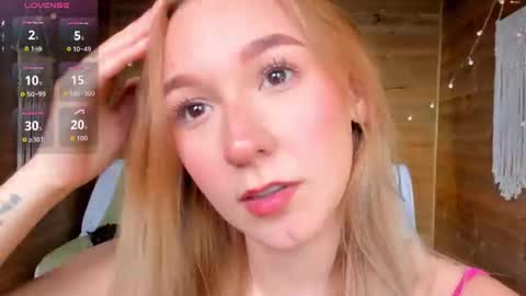 Snapshot of shatall_rouge chatting on 6, 3, 2026 Shantall online show from 6, 3, 2026