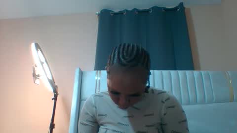 Shay diva online show from 30, 9, 2025