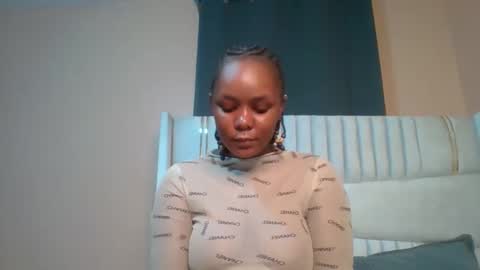 Shay diva online show from 4, 10, 2025