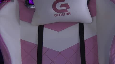 shayblonde online show from 23, 12, 2024