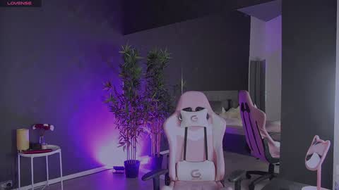 shayblonde online show from 30, 12, 2024