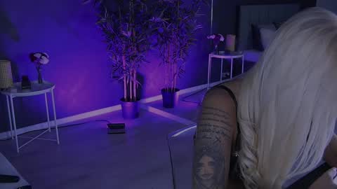 shayblonde online show from 30, 1, 2025